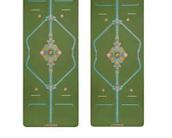 Liforme Original EcoFriendly Yoga Mat with alignment lines